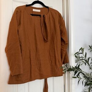 New not perfect linen leaf top